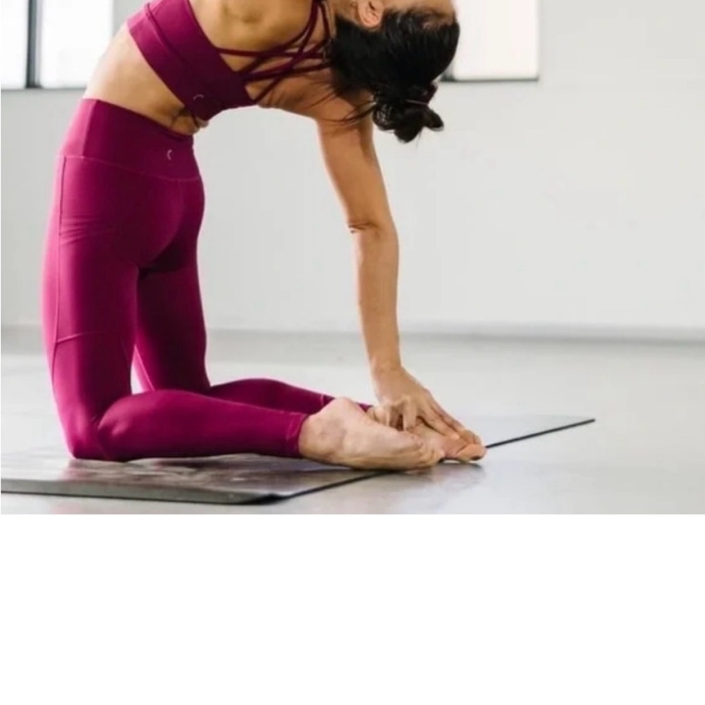 NWT ZYIA Cranberry High-Rise Performance Leggings Light N Tight, size 6-8